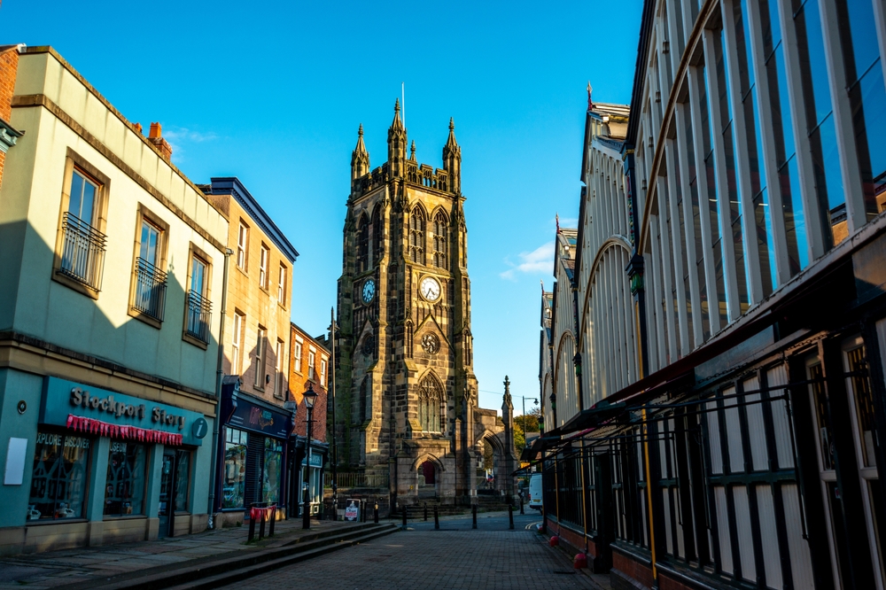 Shutterstock 2354440315